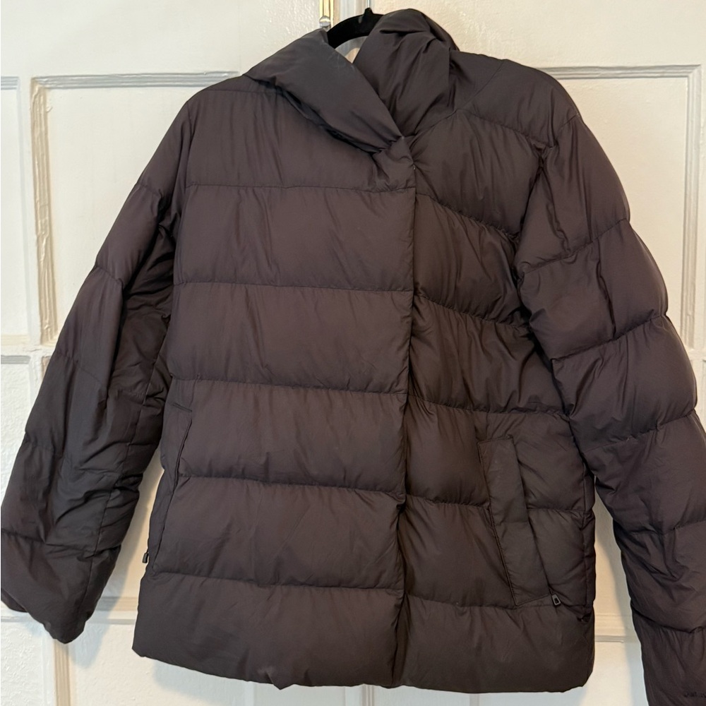 Patagonia Women's Black Puffer Jacket - Charcoal - Size M